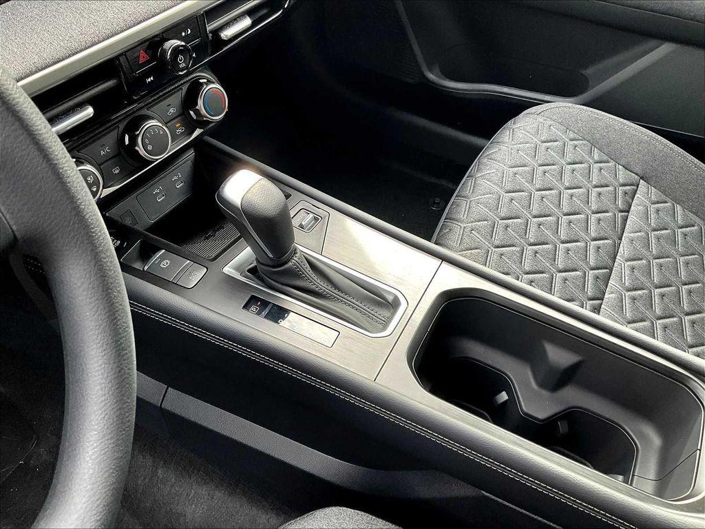 new 2025 Nissan Kicks car, priced at $28,368