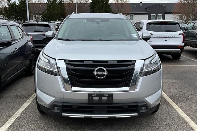 used 2022 Nissan Pathfinder car, priced at $32,800