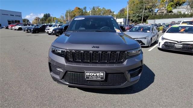 used 2024 Jeep Grand Cherokee car, priced at $37,888