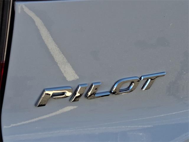 used 2022 Honda Pilot car, priced at $25,998