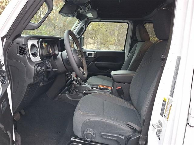 used 2024 Jeep Gladiator car, priced at $38,788