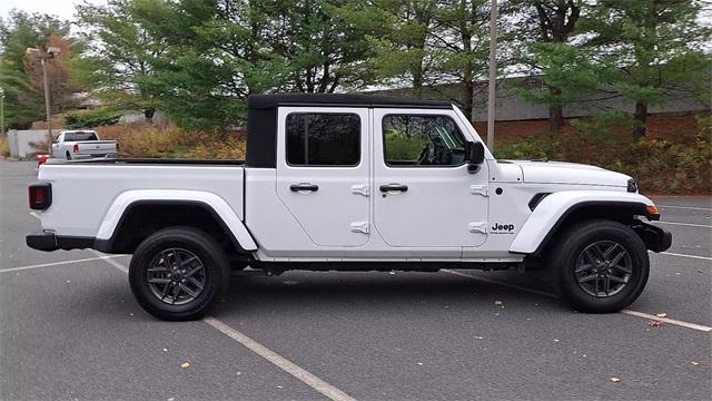 used 2024 Jeep Gladiator car, priced at $38,788