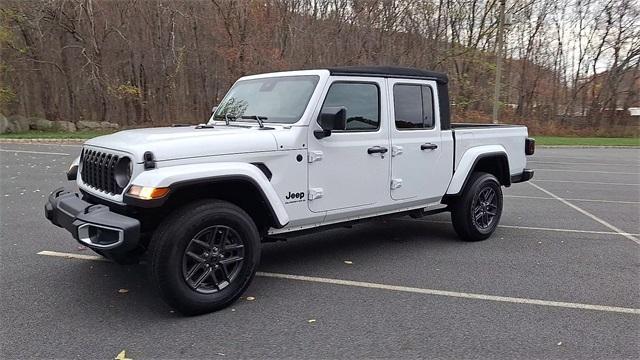 used 2024 Jeep Gladiator car, priced at $38,788