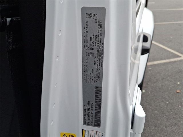 used 2024 Jeep Gladiator car, priced at $38,788