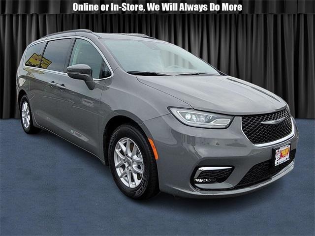 used 2022 Chrysler Pacifica car, priced at $27,688
