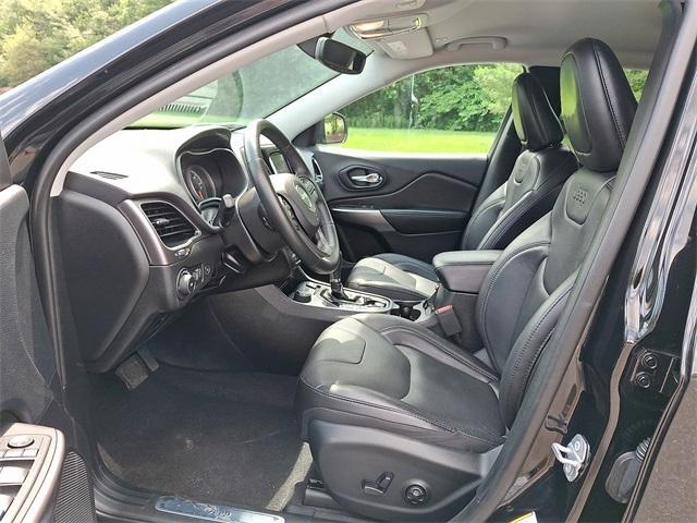 used 2019 Jeep Cherokee car, priced at $22,199