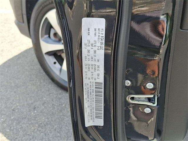 used 2019 Jeep Cherokee car, priced at $22,599
