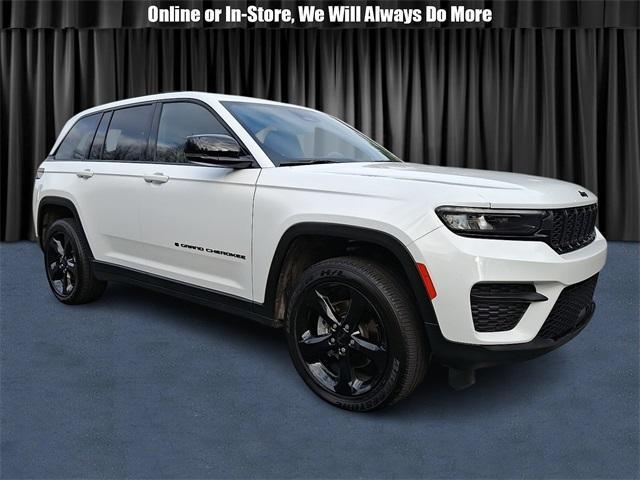 used 2024 Jeep Grand Cherokee car, priced at $36,499