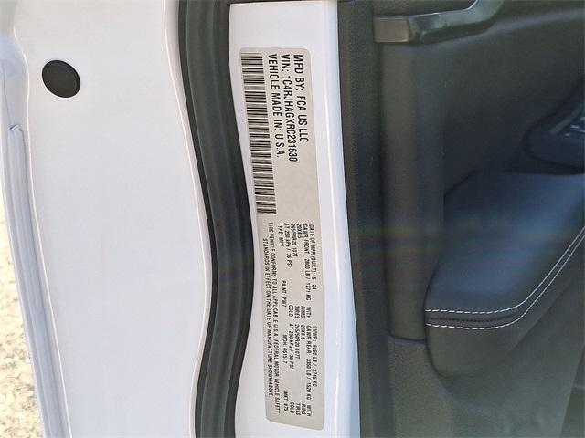 used 2024 Jeep Grand Cherokee car, priced at $36,288