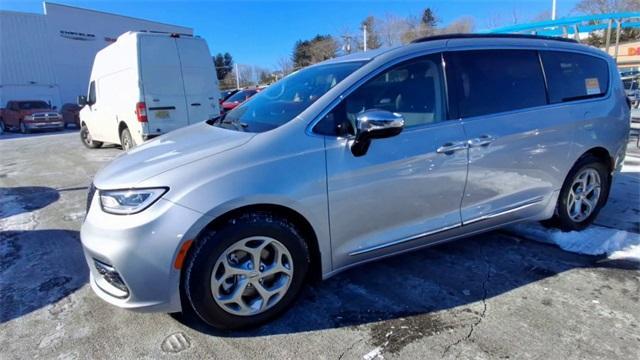 used 2023 Chrysler Pacifica car, priced at $39,995