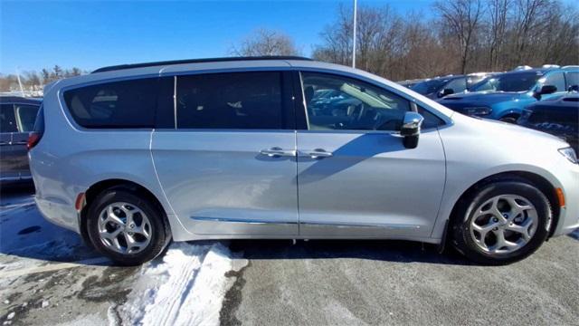 used 2023 Chrysler Pacifica car, priced at $39,995