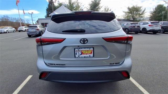 used 2021 Toyota Highlander car, priced at $33,499