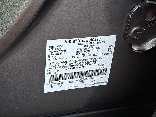used 2025 Ford Explorer car, priced at $40,499