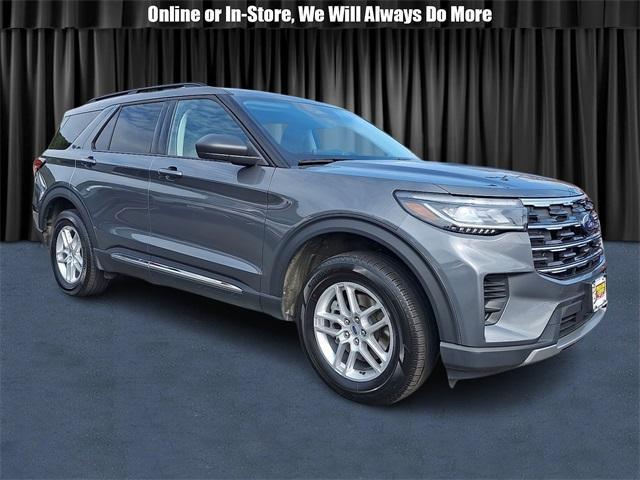 used 2025 Ford Explorer car, priced at $40,499