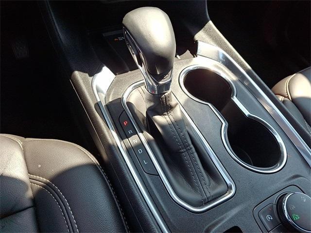 used 2023 Chevrolet Traverse car, priced at $33,201