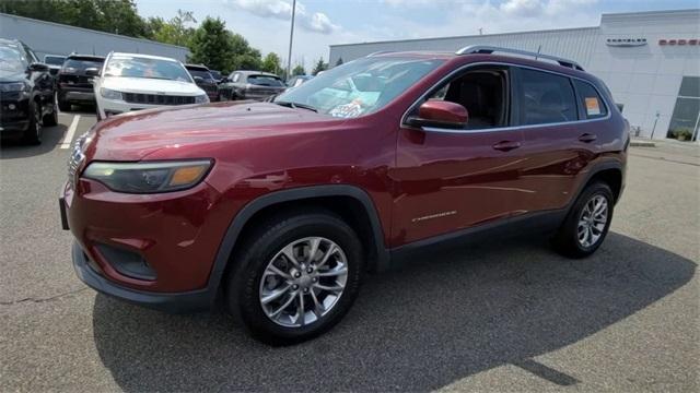 used 2019 Jeep Cherokee car, priced at $18,895