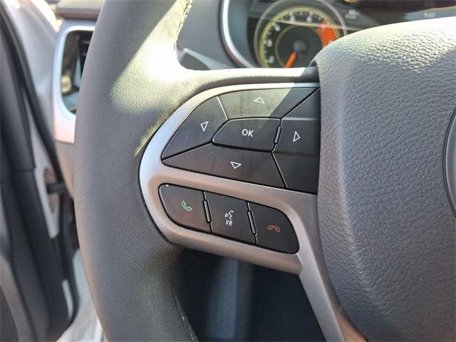 used 2022 Jeep Cherokee car, priced at $27,695