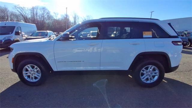 used 2024 Jeep Grand Cherokee car, priced at $34,995