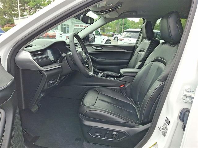 used 2023 Jeep Grand Cherokee car, priced at $34,995