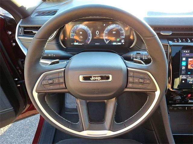 used 2024 Jeep Grand Cherokee car, priced at $39,085