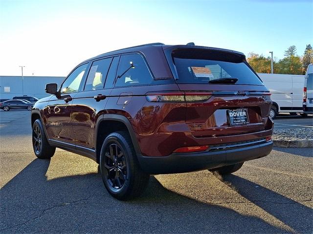 used 2024 Jeep Grand Cherokee car, priced at $39,085
