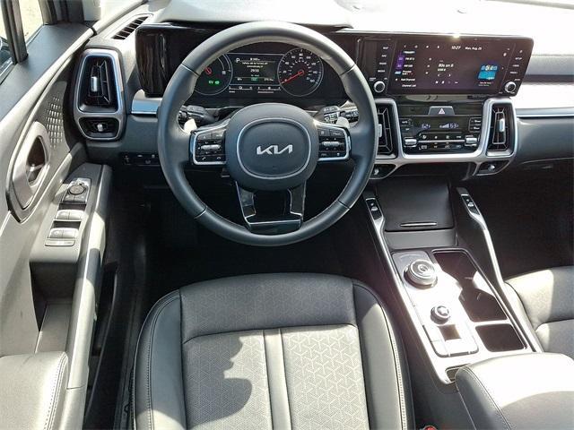 used 2023 Kia Sorento Hybrid car, priced at $31,652