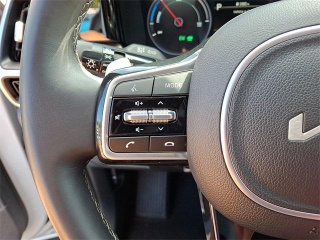 used 2023 Kia Sorento Hybrid car, priced at $31,652
