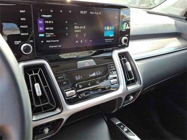 used 2023 Kia Sorento Hybrid car, priced at $31,652