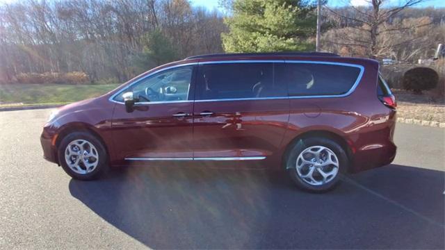 used 2023 Chrysler Pacifica car, priced at $39,995