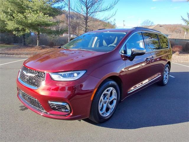 used 2023 Chrysler Pacifica car, priced at $39,995