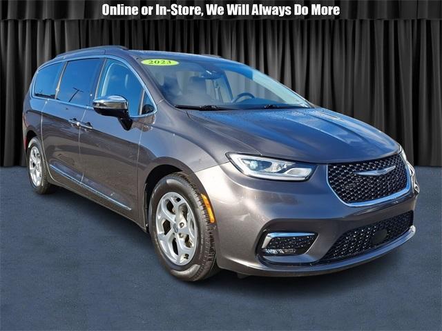 used 2023 Chrysler Pacifica car, priced at $39,995