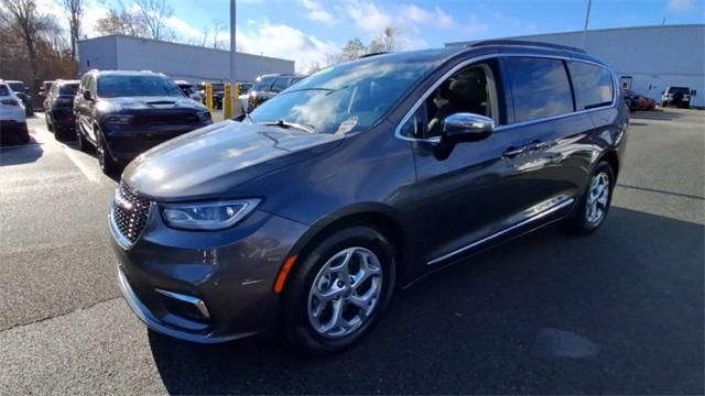 used 2023 Chrysler Pacifica car, priced at $39,995