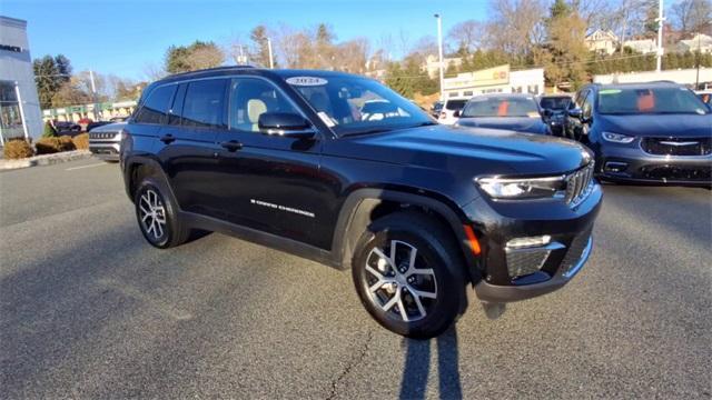 used 2024 Jeep Grand Cherokee car, priced at $46,995