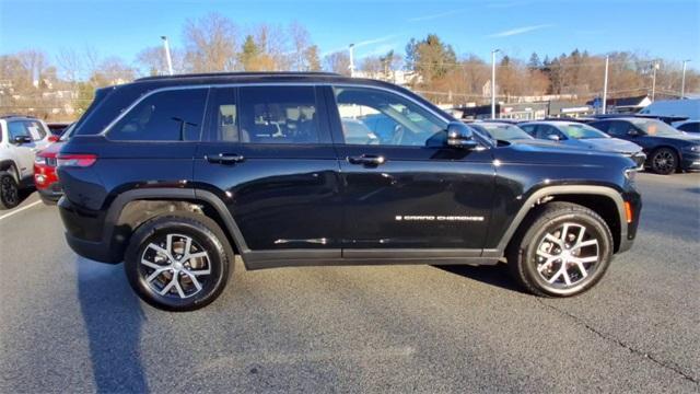 used 2024 Jeep Grand Cherokee car, priced at $46,995