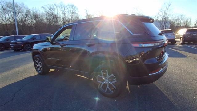 used 2024 Jeep Grand Cherokee car, priced at $46,995