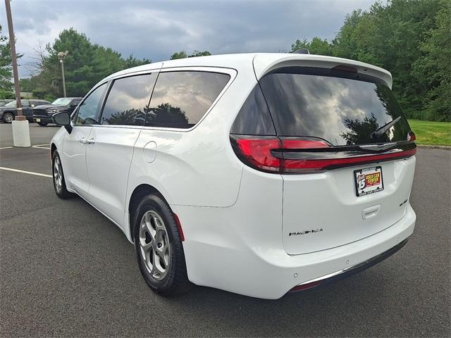 used 2024 Chrysler Pacifica car, priced at $36,499