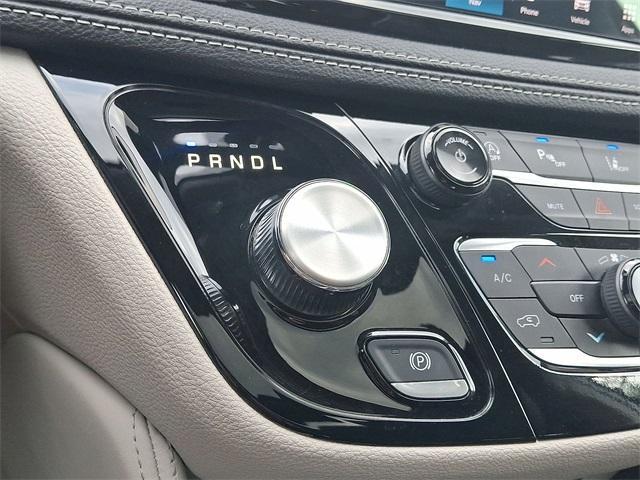 used 2024 Chrysler Pacifica car, priced at $36,499