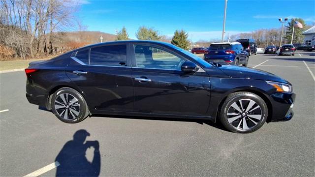 used 2022 Nissan Altima car, priced at $20,399