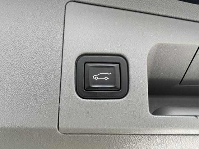 used 2021 Cadillac XT5 car, priced at $33,495