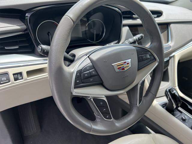 used 2021 Cadillac XT5 car, priced at $33,495