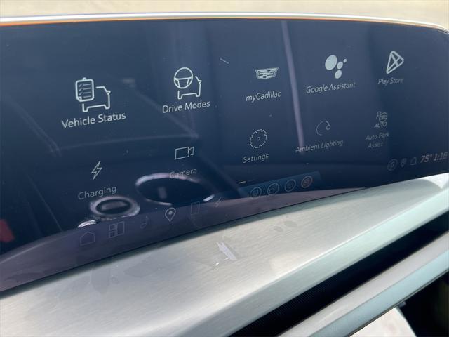 new 2026 Cadillac VISTIQ car, priced at $81,015