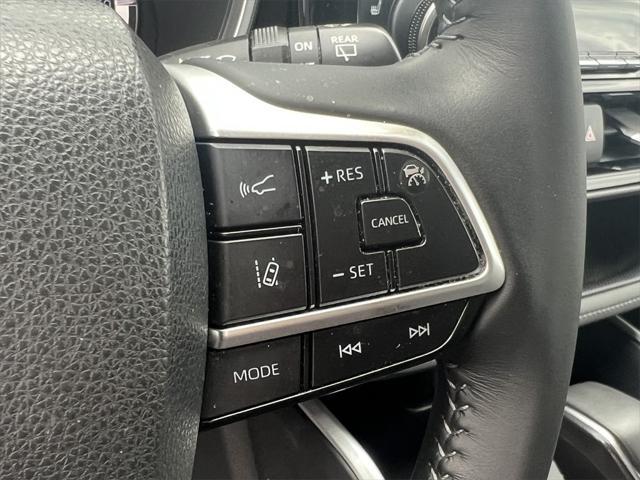 used 2023 Toyota Highlander car, priced at $37,995