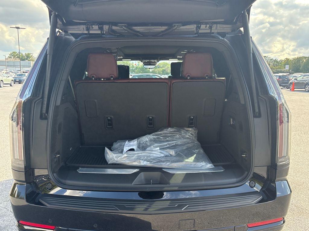 new 2025 Cadillac Escalade car, priced at $124,690
