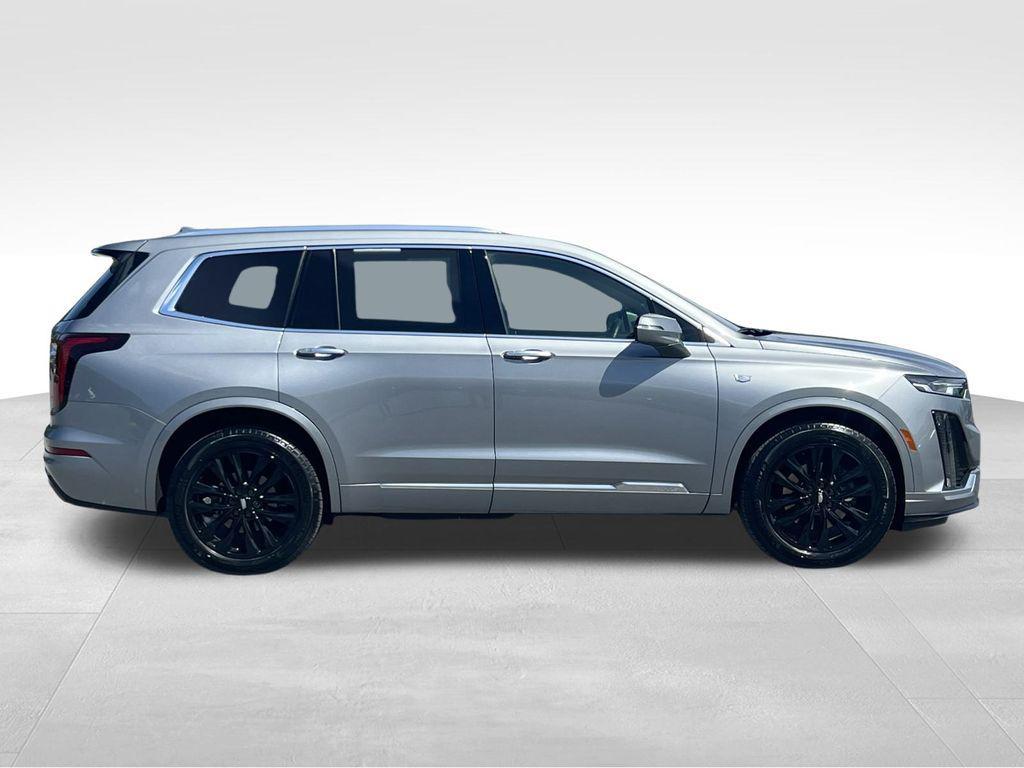 used 2024 Cadillac XT6 car, priced at $38,995