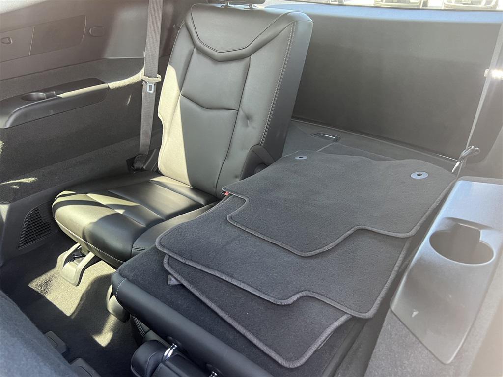 used 2024 Cadillac XT6 car, priced at $39,995