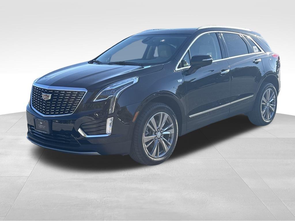new 2025 Cadillac XT5 car, priced at $53,215