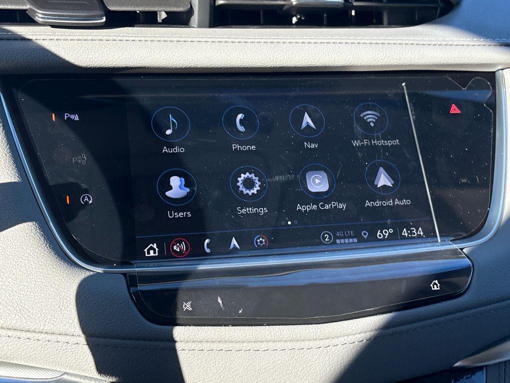 new 2025 Cadillac XT5 car, priced at $53,215