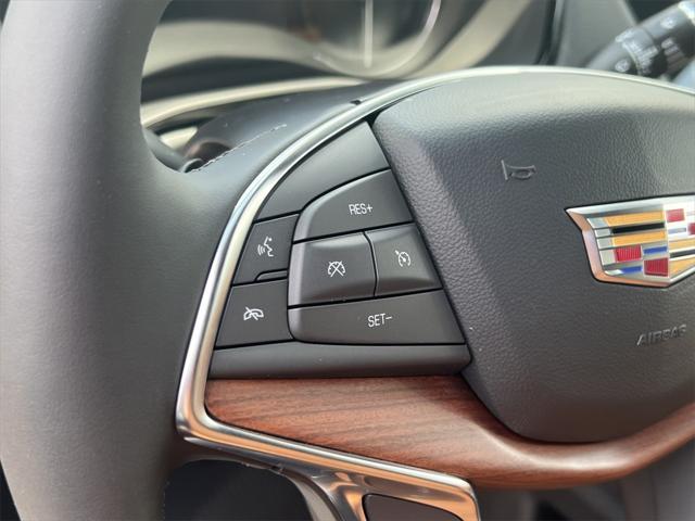 new 2025 Cadillac XT5 car, priced at $53,640
