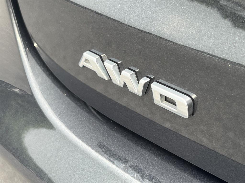 used 2023 Cadillac XT6 car, priced at $41,695