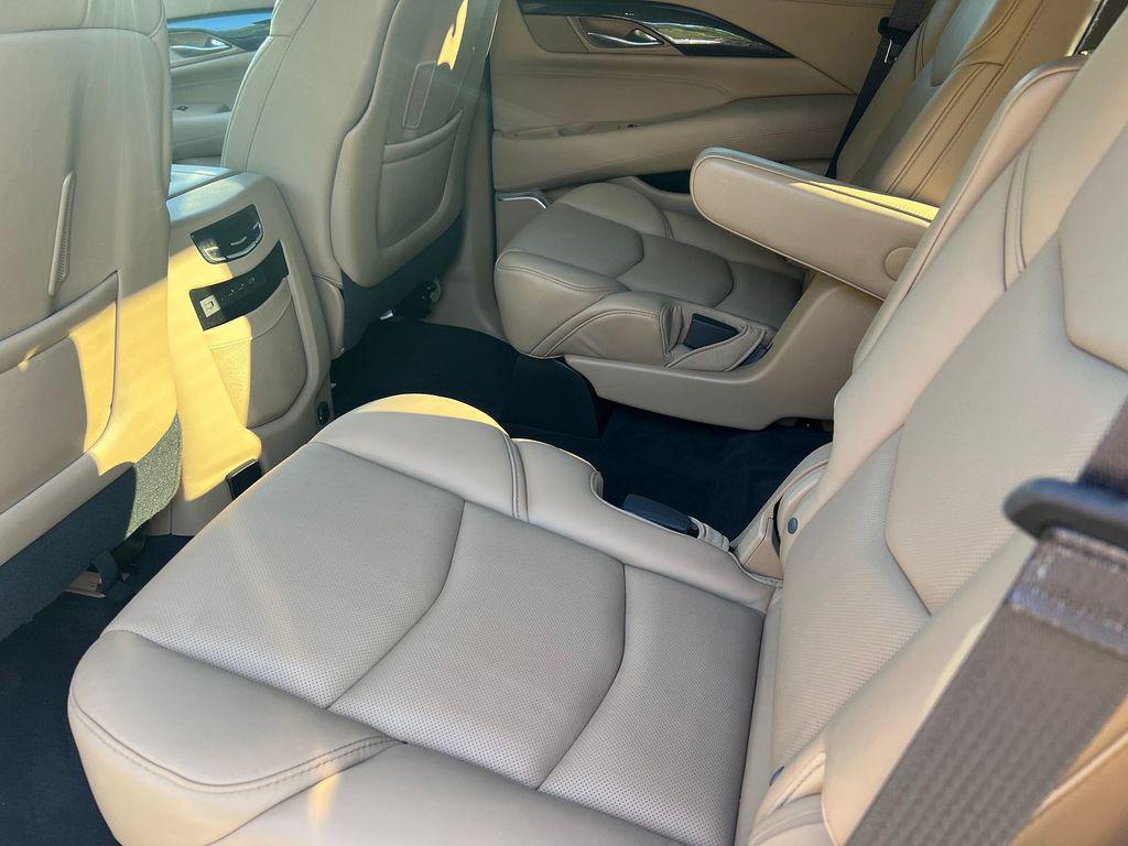used 2020 Cadillac Escalade car, priced at $45,995